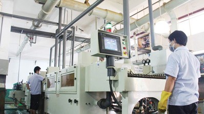The principle of etching liquid selection