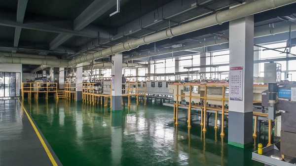 What is the reason for the uneven etching of aluminum alloy?How to exclude?
