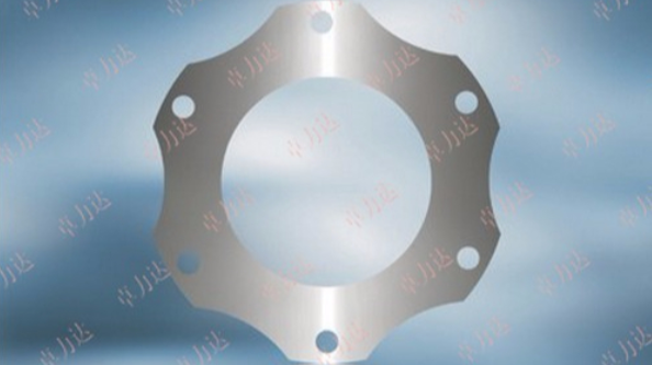 How to adjust the axial clearance of bearing and the position of gear with adjusting gasket?